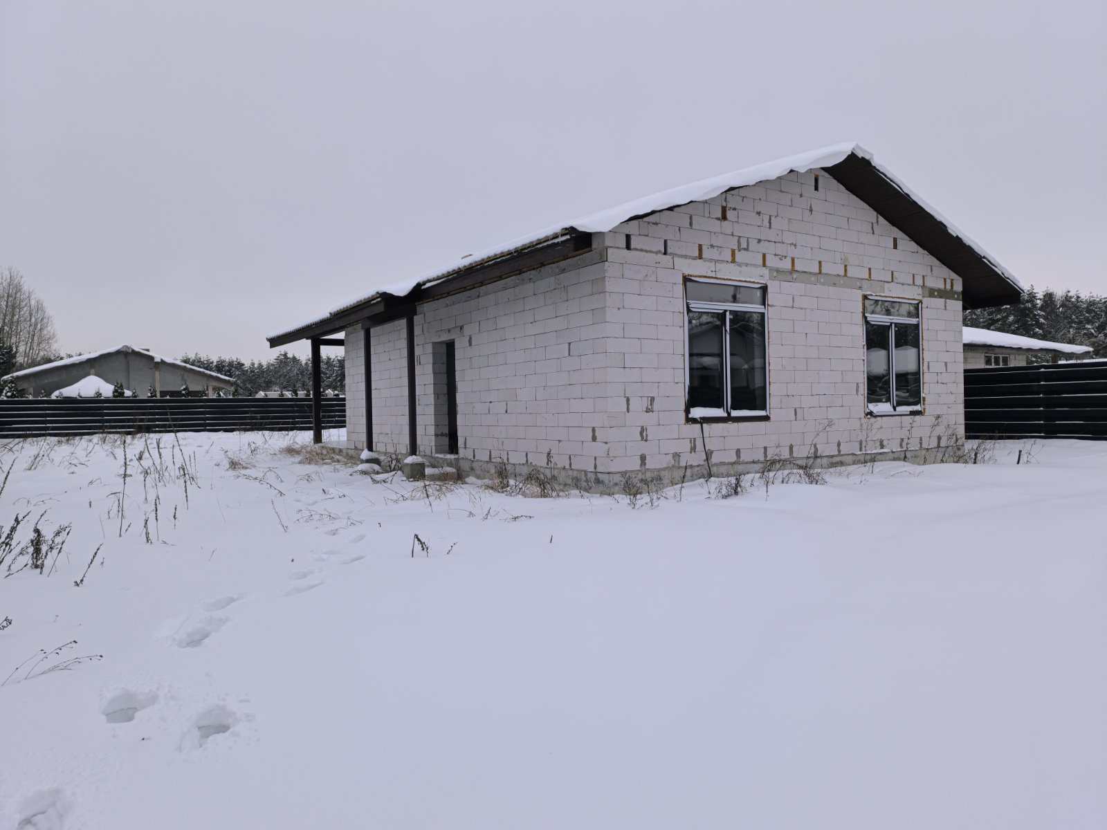 Фото фасаду